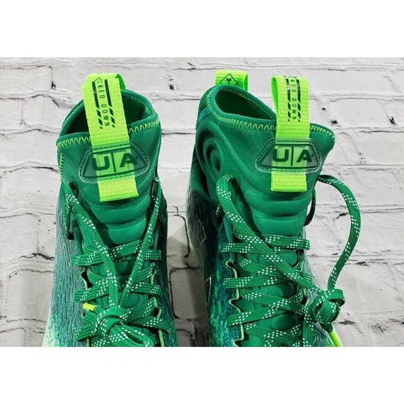 Under Armour UA Spotlight Lux MC 2.0 Football Cleats Green White MENS SIZE 11 - Picture 4 of 8